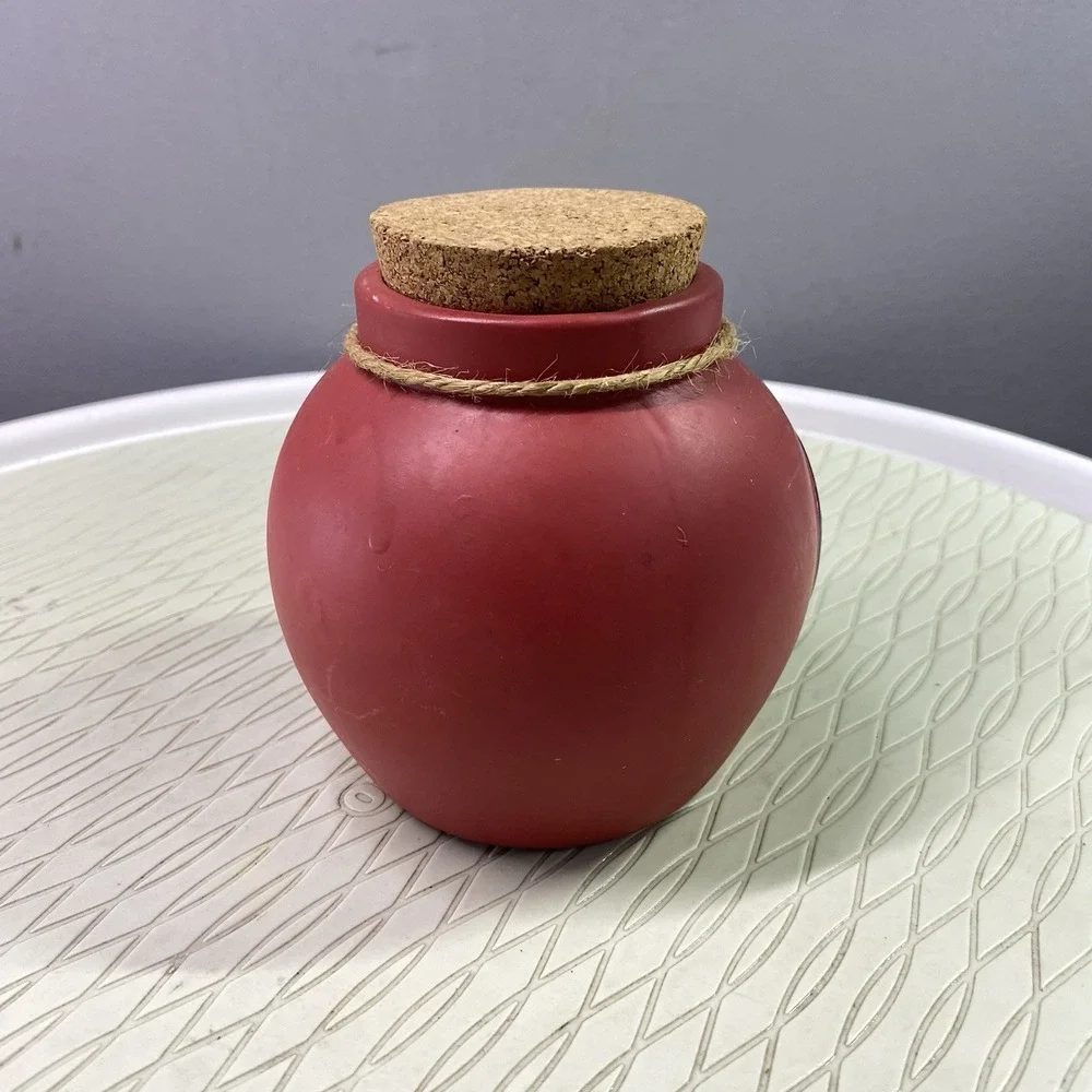 Bunco Red Ceramic Coin Collector Container.‎ 4x4.5x3